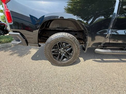 Used 2020 Chevrolet Silverado 1500 LT Trail Boss AWD/4WD image 38