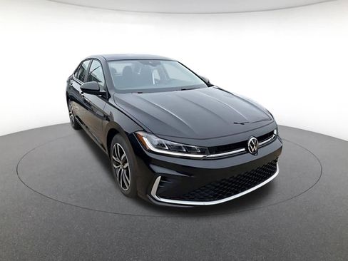 New 2026 Volkswagen Jetta SE image 1
