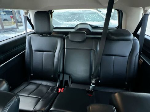 Used 2023 Ford Expedition Max XLT image 24