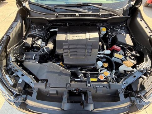 Used 2024 Subaru Forester AWD/4WD image 8