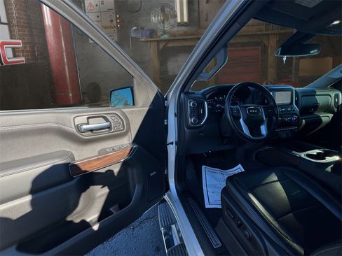 Used 2020 GMC Sierra 1500 SLT w/ SLT Premium Plus Package image 16