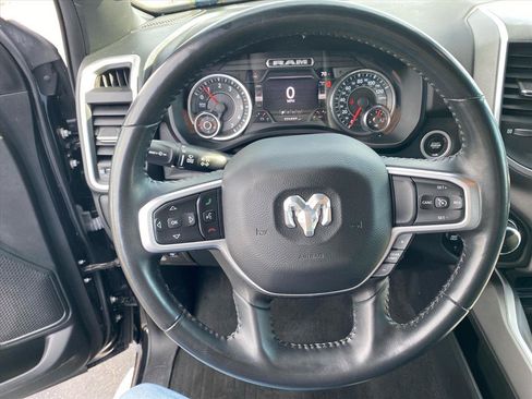 Used 2022 RAM 1500 Big Horn AWD/4WD image 10