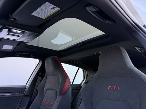 New 2026 Volkswagen GTI SE image 22