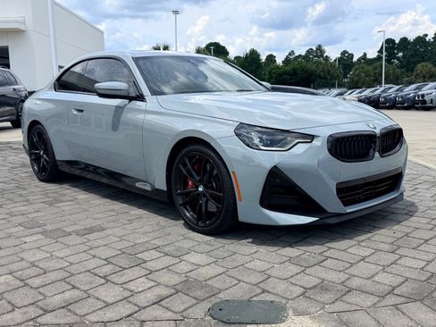 Used 2024 BMW 230i Coupe w/ Premium Package RWD image 5