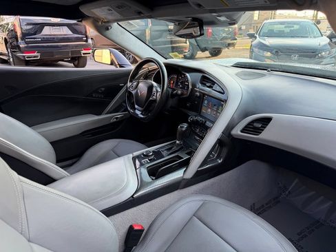 Used 2019 Chevrolet Corvette Z06 RWD image 8