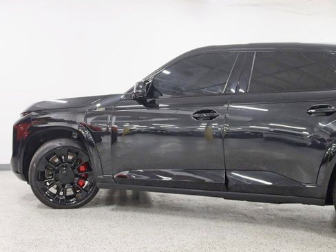 Used 2023 BMW XM AWD/4WD image 12