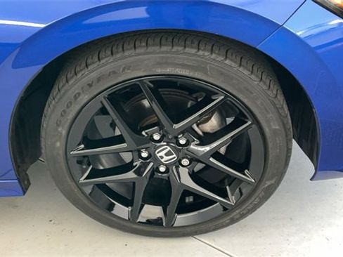 Used 2023 Honda Civic Sport image 30