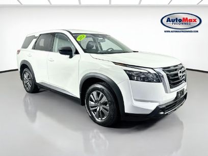 Used 2024 Nissan Pathfinder S