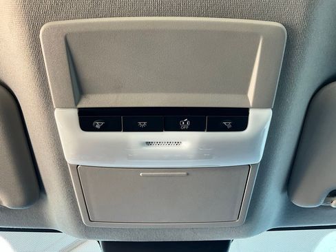 Used 2025 Nissan Sentra S image 15