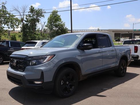 New 2026 Honda Ridgeline Black Edition image 3