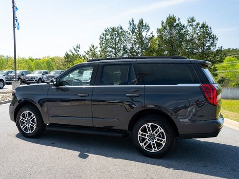 New 2026 Ford Expedition Active AWD/4WD image 7