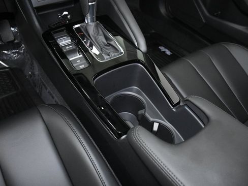New 2025 Acura Integra image 21