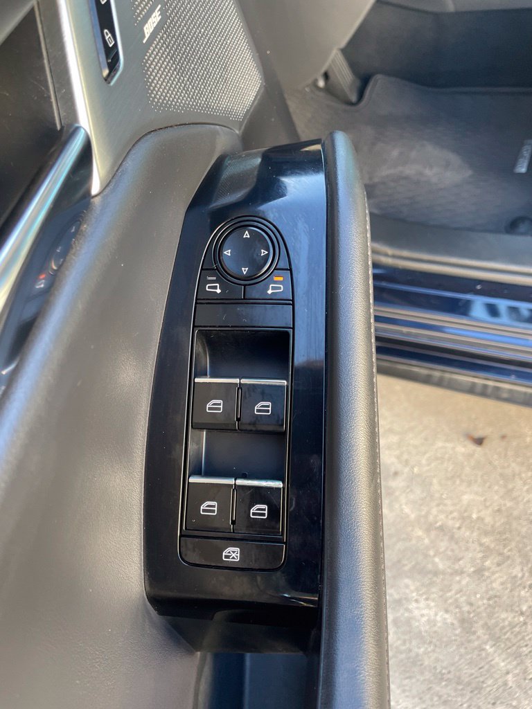 Used 2019 MAZDA MAZDA3 Sedan w/ Preferred Package FWD image 16