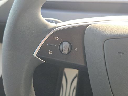 Used 2026 Tesla Model Y 2WD image 21