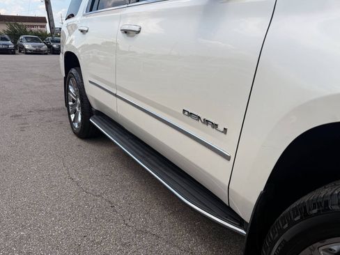 Used 2015 GMC Yukon Denali w/ Open Road Package AWD/4WD image 18