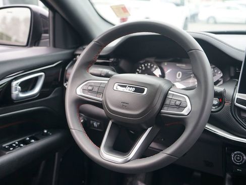 Used 2023 Jeep Compass Trailhawk image 24