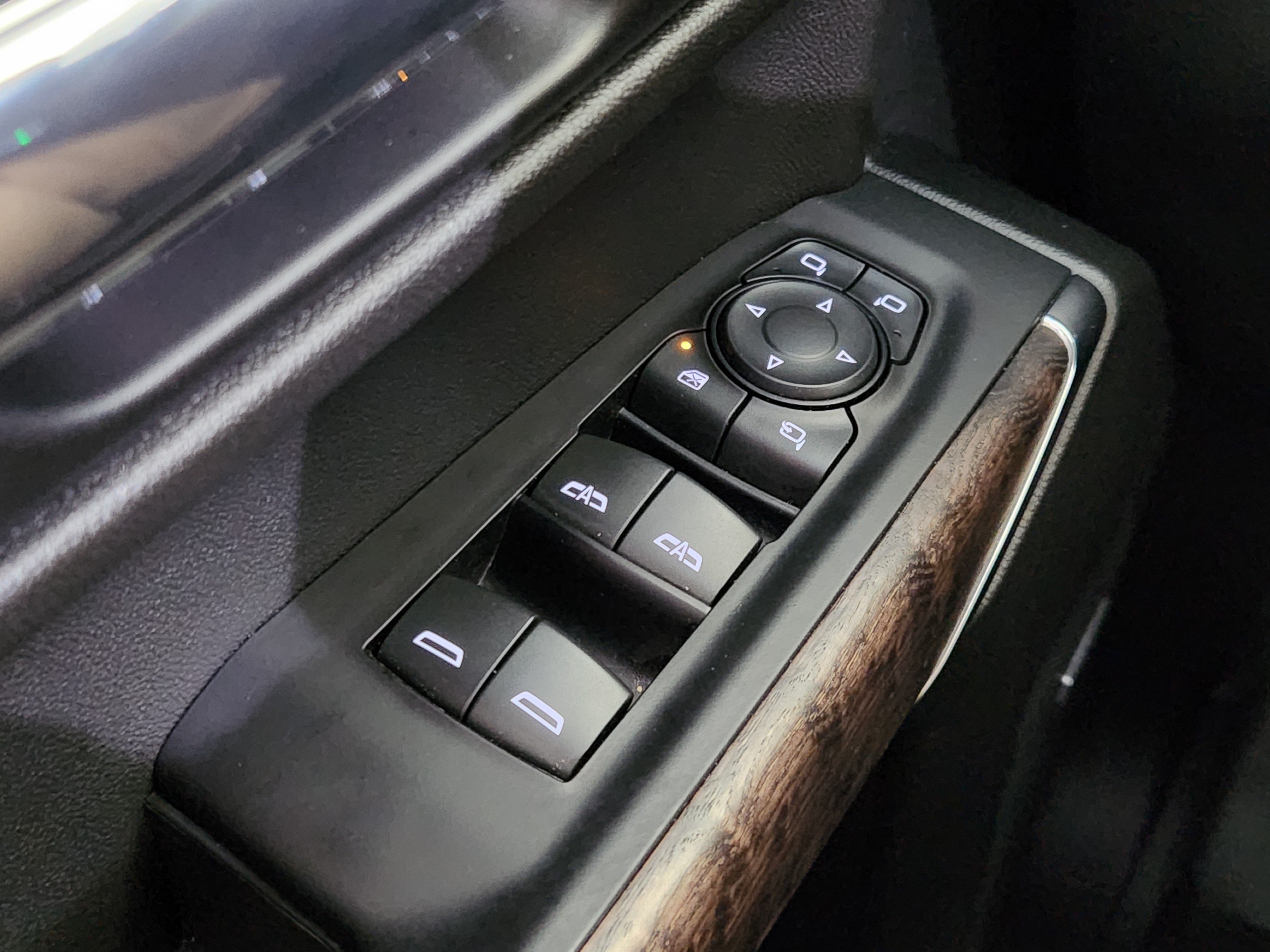 Used 2019 GMC Sierra 1500 Denali w/ Denali Ultimate Package AWD/4WD image 26