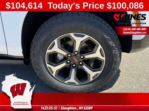 New 2026 GMC Yukon AT4 Ultimate AWD/4WD image 13