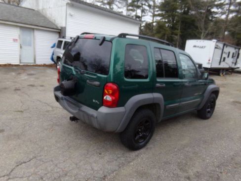 Used 2003 Jeep Liberty Sport image 5