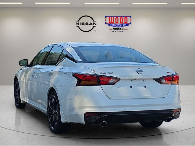 Used 2024 Nissan Altima 2.5 SR FWD image 4