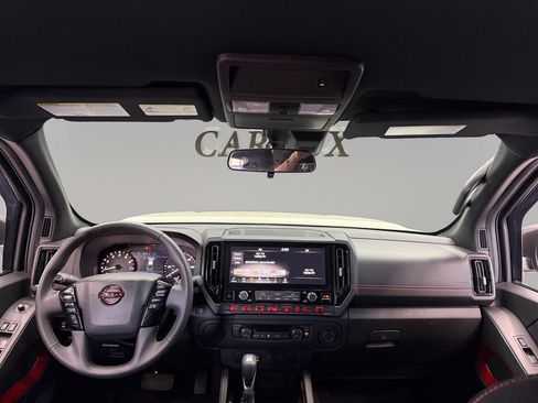 Used 2025 Nissan Frontier Pro-X RWD image 29