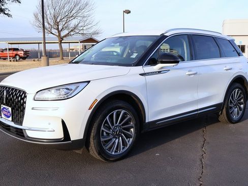 Used 2024 Lincoln Corsair Reserve w/ Equipment Group 201A image 9