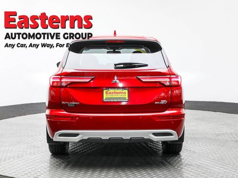 Used 2024 Mitsubishi Outlander SEL image 6