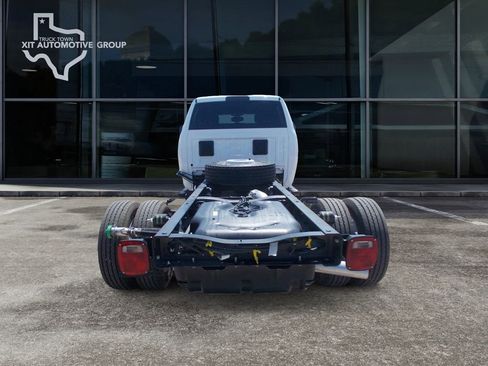 New 2024 RAM 5500 Tradesman image 4