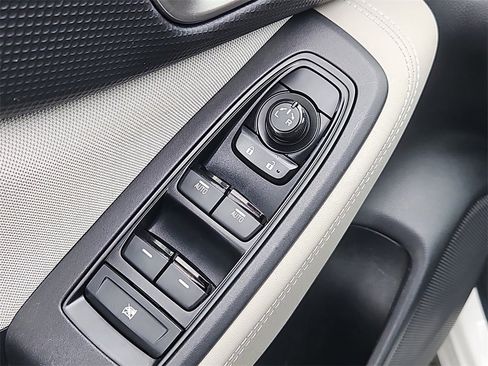 Used 2023 Subaru Forester Premium image 26