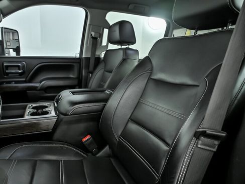 Used 2019 GMC Sierra 3500 Denali w/ Duramax Plus Package AWD/4WD image 20