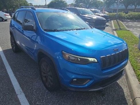 Used 2021 Jeep Cherokee Latitude Lux 80th Anniv w/ Quick Order Package 26U 80TH FWD image 3