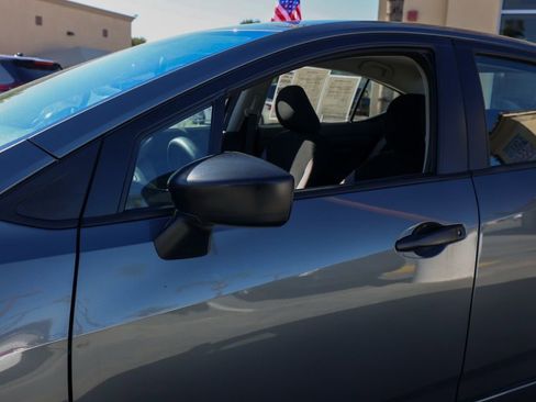 Used 2025 Nissan Versa S w/ Trunk Package image 14