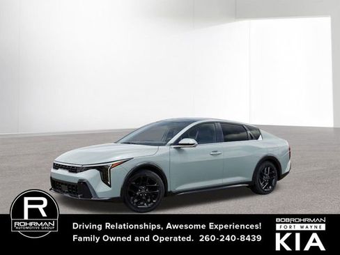 New 2025 Kia K4 GT-Line Turbo image 3