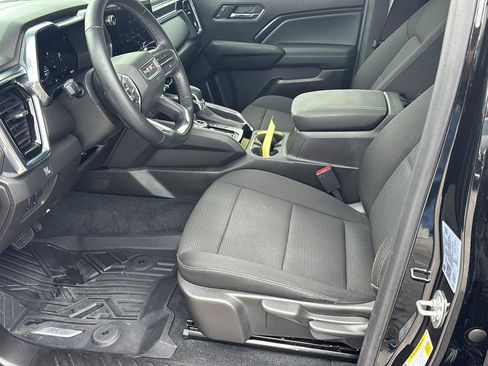 Used 2025 GMC Canyon Elevation w/ Convenience Package AWD/4WD image 13