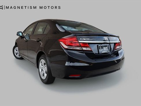 Used 2013 Honda Civic LX image 5