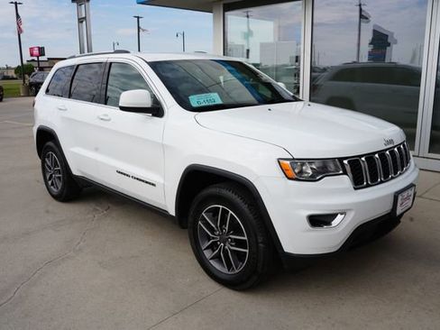 Used 2020 Jeep Grand Cherokee Laredo w/ Security & Convenience Group AWD/4WD image 31