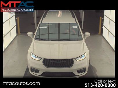 Used 2021 Chrysler Pacifica Touring-L w/ S Appearance Package