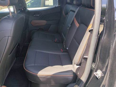 Used 2023 GMC Canyon AT4 w/ AT4 Premium Package AWD/4WD image 10