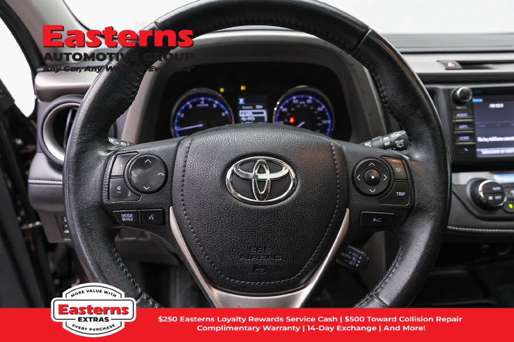 Used 2016 Toyota RAV4 XLE w/ Convenience Package AWD/4WD image 11