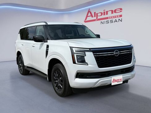 Used 2025 Nissan Armada SV AWD/4WD image 7