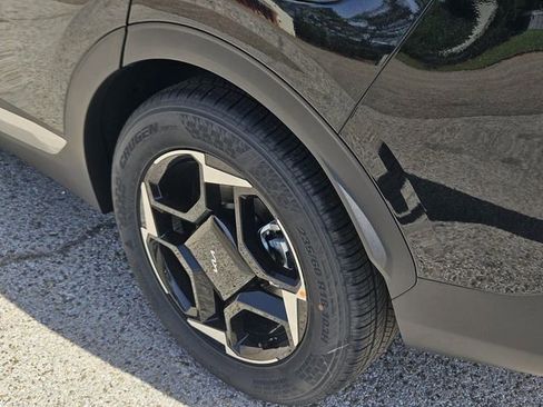 New 2026 Kia Sportage EX FWD image 5