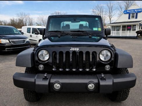 Used 2017 Jeep Wrangler Sport w/ Quick Order Package 23S image 2