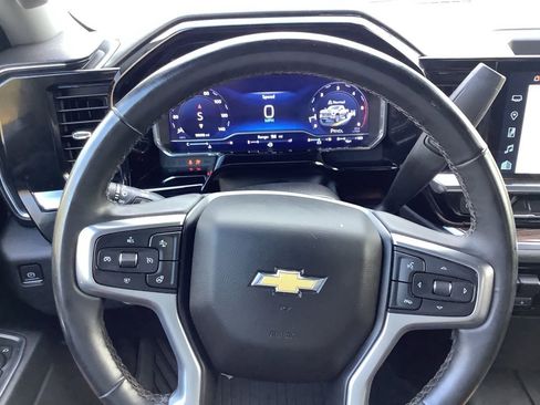 Used 2024 Chevrolet Silverado 2500 LT image 15