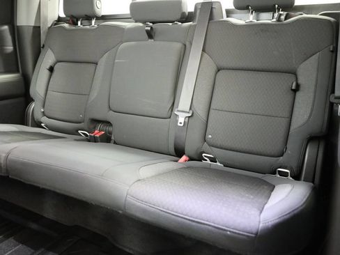 Certified 2021 Chevrolet Silverado 1500 LT Trail Boss w/ Convenience Package II AWD/4WD image 10