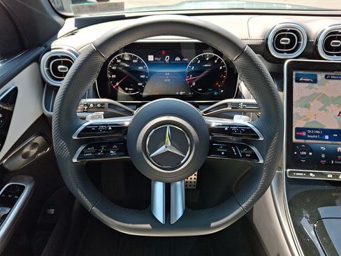 Certified 2026 Mercedes-Benz GLC 300 4MATIC image 18