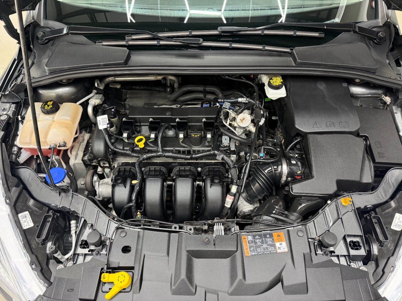 Used 2017 Ford Focus SE FWD image 7