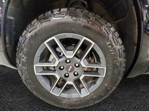 Certified 2026 GMC Terrain AT4 w/ Convenience Package III AWD/4WD image 12
