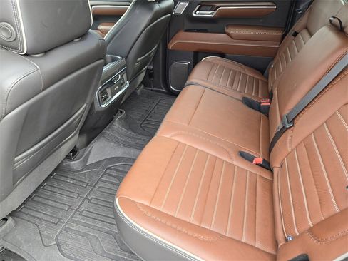 Used 2024 GMC Sierra 1500 Denali Ultimate image 32