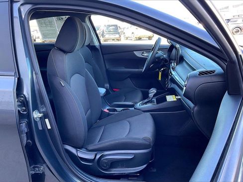 Certified 2024 Kia Forte LXS image 7