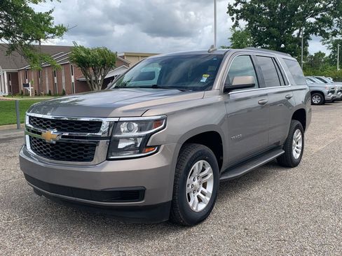 Used 2018 Chevrolet Tahoe LT AWD/4WD image 4